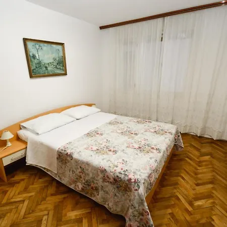 In Pula/istrien 11456 아파트 풀라